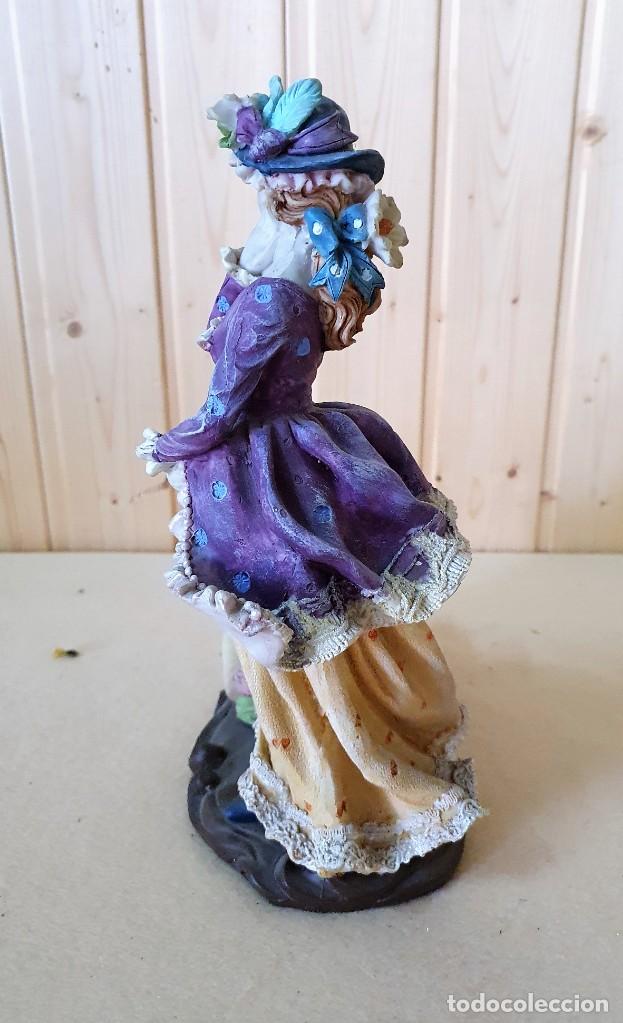 Antig&uuml;edades: FIGURA RESINA - Foto 5