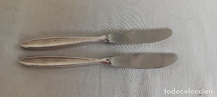 Antig&uuml;edades: 2 ANTIGUOS CUCHILLOS CON MANGO DE PLATA. - Foto 1