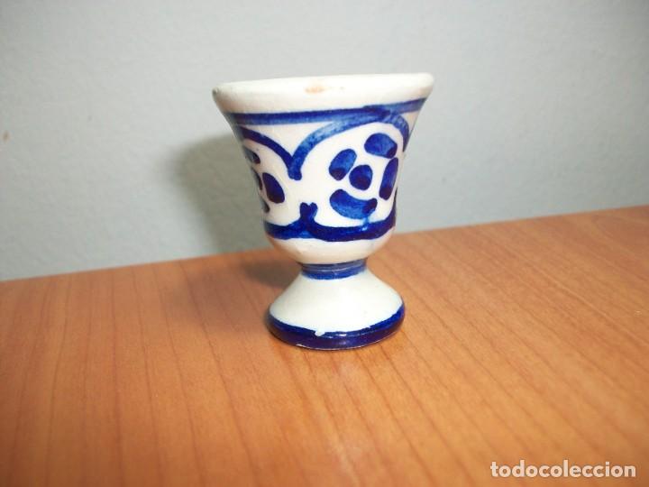 Antig&uuml;edades: Copa de cer&aacute;mica 3.7 cm - Foto 1