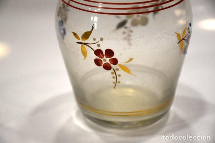 Antig&uuml;edades: Conjunto de vaso y jarrita de noche - Foto 3