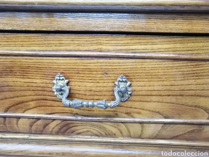 Antig&uuml;edades: Vitrina estilo Reina Ana - Foto 4