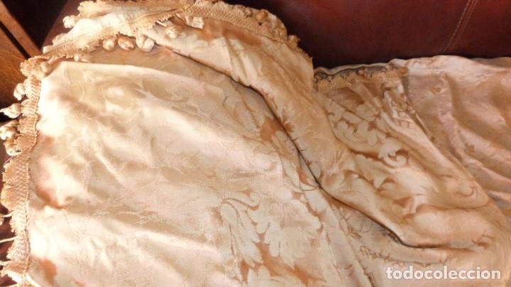 Antig&uuml;edades: CONSERVADA COLCHA RASO 240 CMS BEIGE - Foto 3