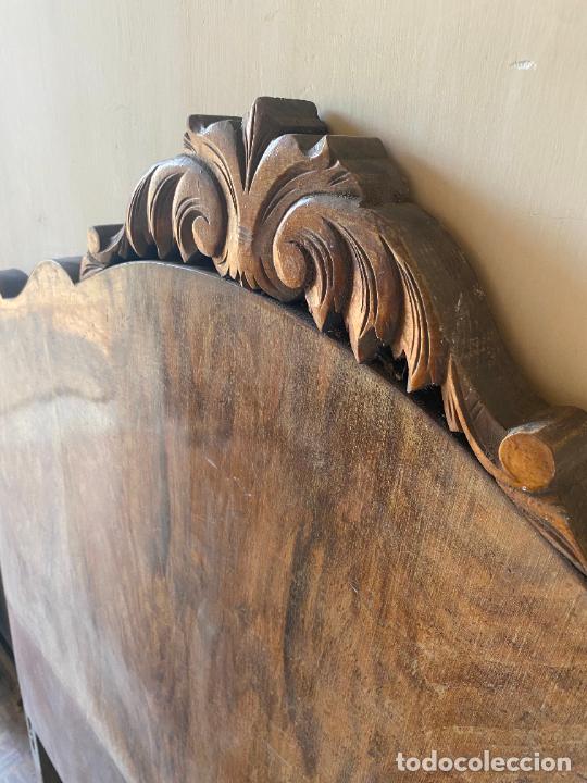 Antig&uuml;edades: Cabecero de madera antiguo - Foto 3