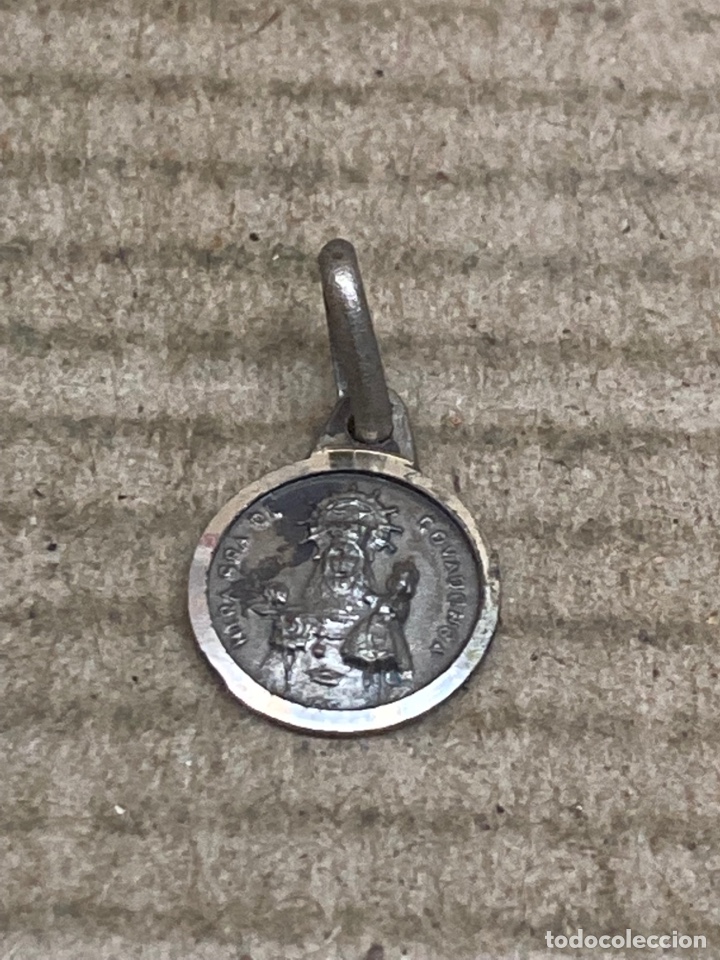 Antig&uuml;edades: Medalla de plata religiosa - Foto 2