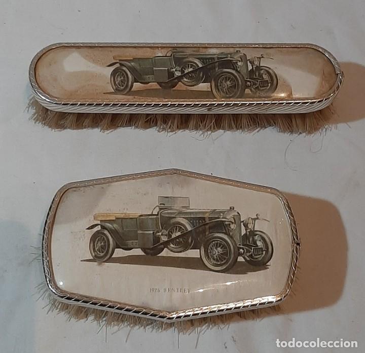 Antig&uuml;edades: Antiguos cepillos de ropa - Foto 1