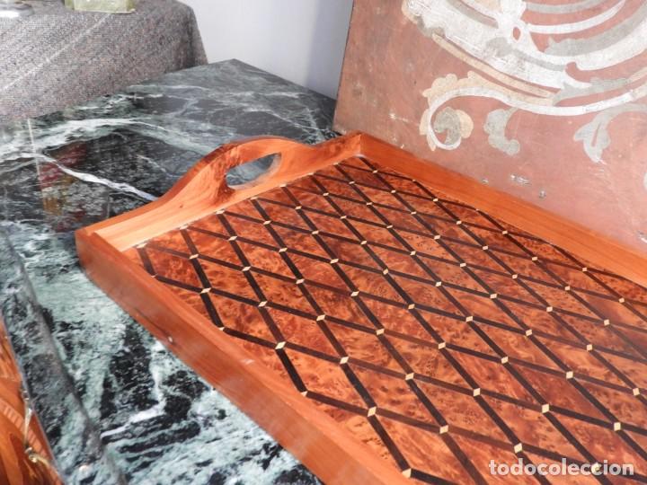 Antig&uuml;edades: BANDEJA DE MADERA DE TUYA O THUJA CON MARQUETERIA - Foto 4