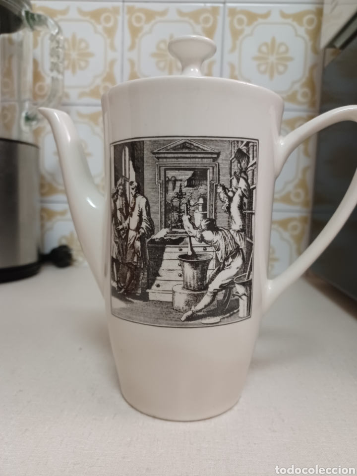 Antig&uuml;edades: Cafetera de porcelana - Foto 6