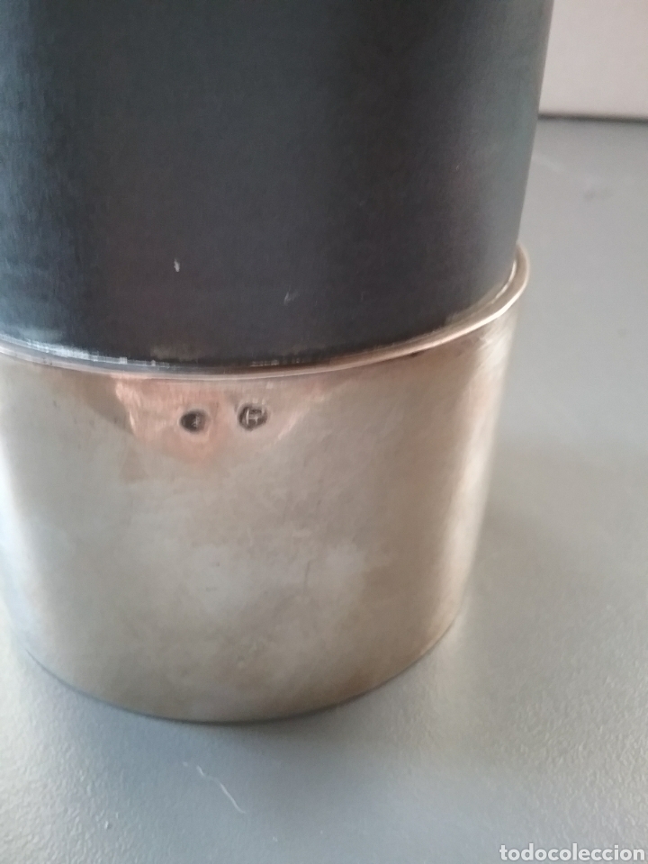 Antig&uuml;edades: Jarrita en ceramica esmaltada y base en plata de ley. - Foto 6