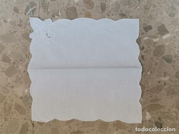 Antig&uuml;edades: MANTELA DE ALGODON . 4 SERVILLETAS. S.XX. 59. - Foto 7