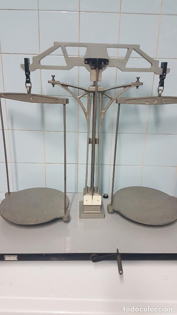 Antig&uuml;edades: BALANZA DE LABORATORIO COBOS DE PRECISI&Oacute;N - Foto 5