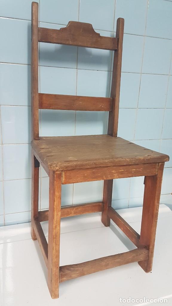 Antig&uuml;edades: SILLA DE MADERA DE PINO ANTIGUA - Foto 1
