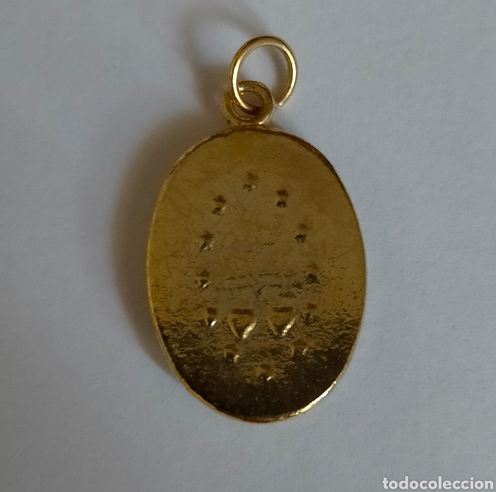Antig&uuml;edades: Medalla Religiosa Virgen dorada - Foto 3