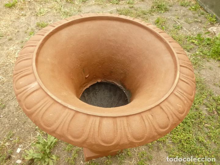 Antig&uuml;edades: GRANDES MACETEROS COPA DE FUNDICION - Foto 4