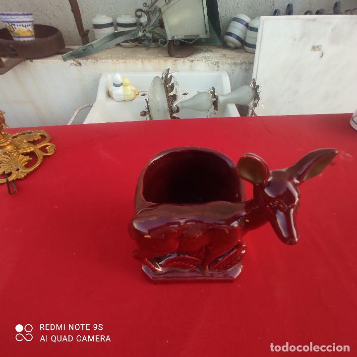 Antig&uuml;edades: figura ciervo - Foto 2