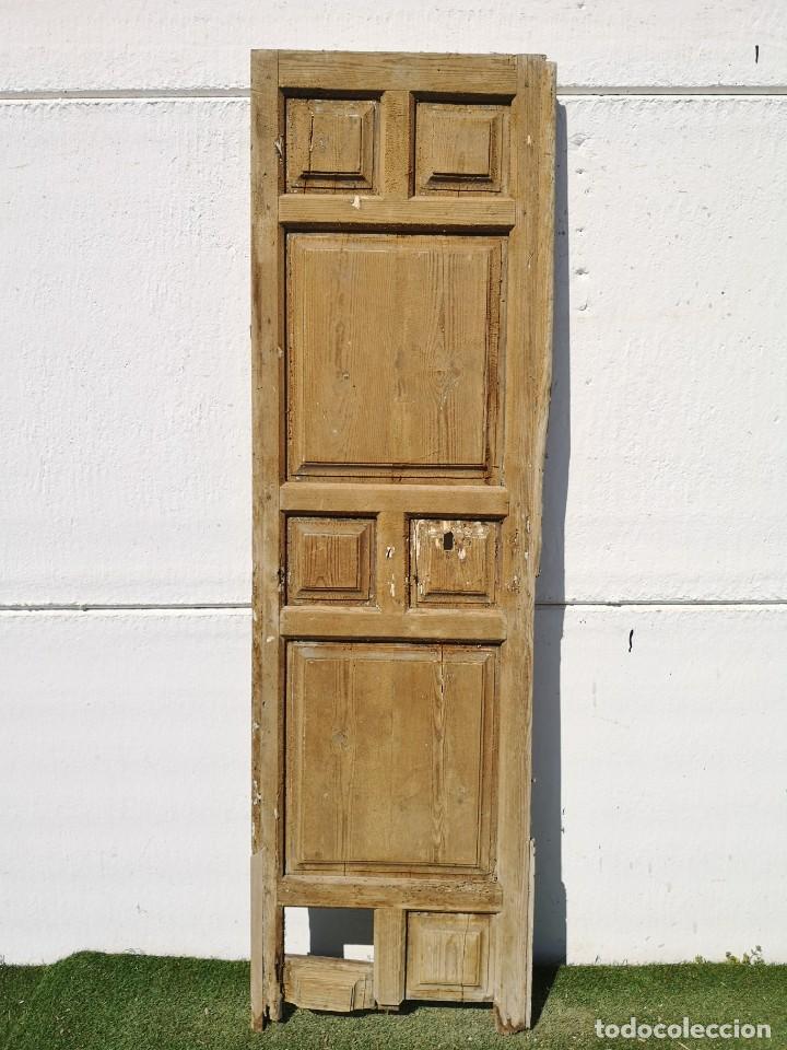 Antiquit&eacute;s: Puerta antigua de interior de una hoja