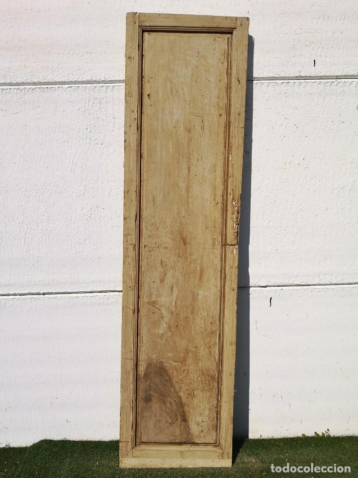 Antiquit&eacute;s: Puerta antigua de interior de una hoja