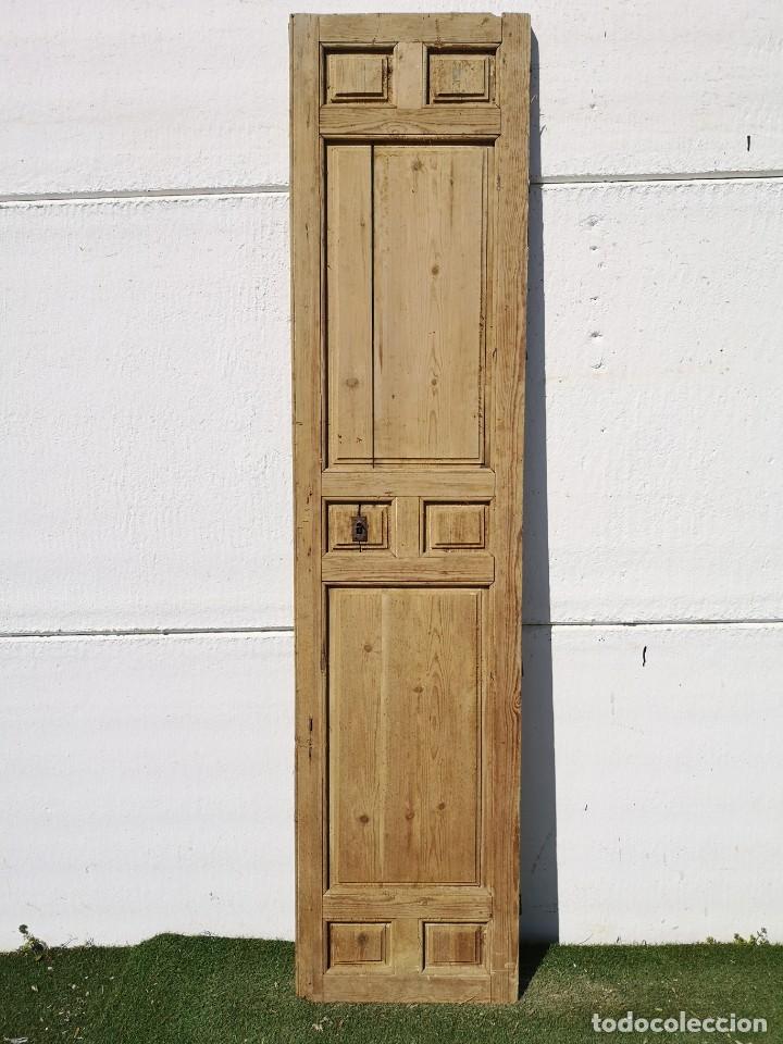Antiquit&eacute;s: Puerta antigua de interior de una hoja