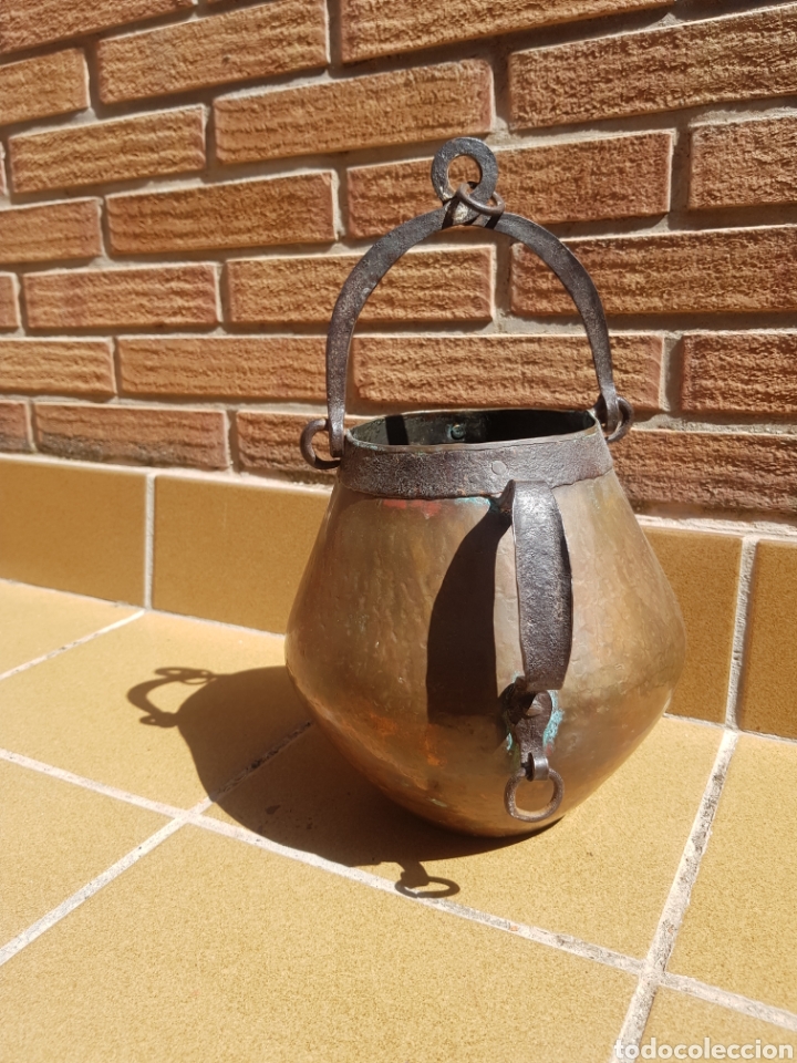 Antig&uuml;edades: Olla de cobre y hierro forjado - Foto 3