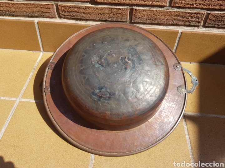 Antig&uuml;edades: Brasero de cobre con asa de bronce - Foto 2