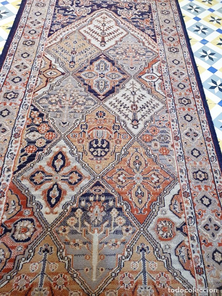 Antig&uuml;edades: ALFOMBRA DE SEDA ANUDADA A MANO - Foto 1