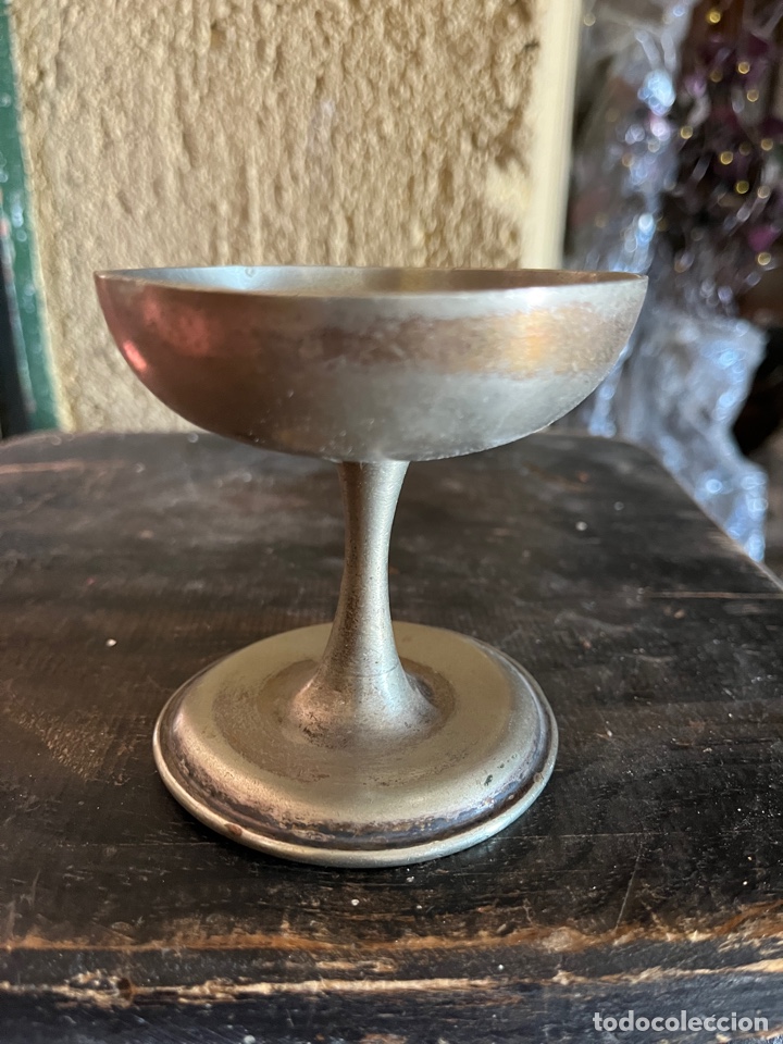 Antig&uuml;edades: Copa de alpaca con ba&ntilde;o de plata. - Foto 1