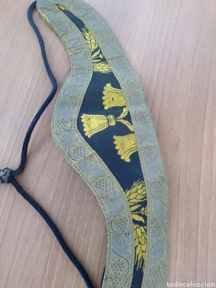Antig&uuml;edades: Collarin para dalmatica - Foto 4
