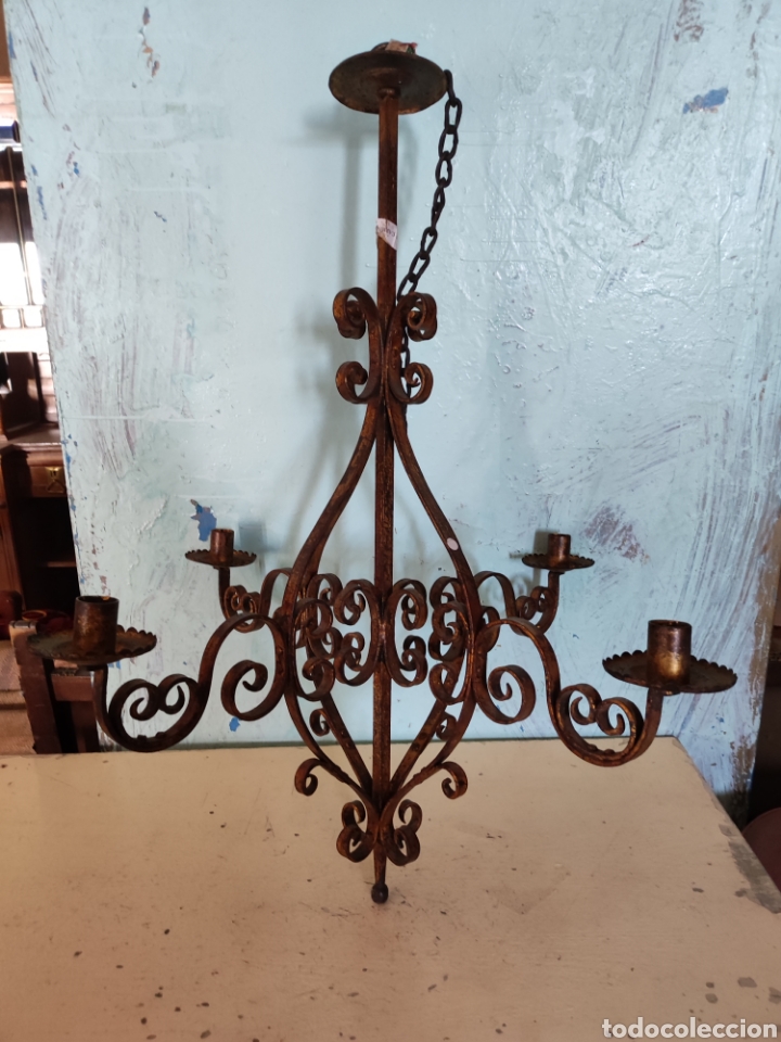 Antig&uuml;edades: Lampara de hierro decorada oro - Foto 1