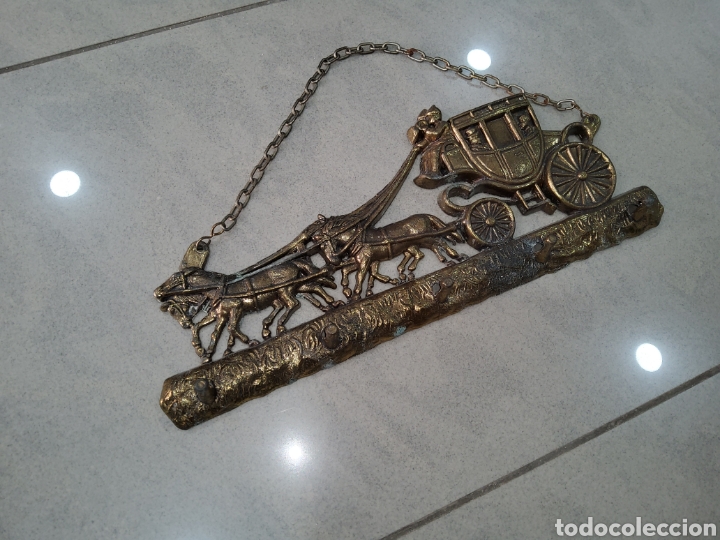 Antig&uuml;edades: Perchero ecuestre carruaje - Foto 1