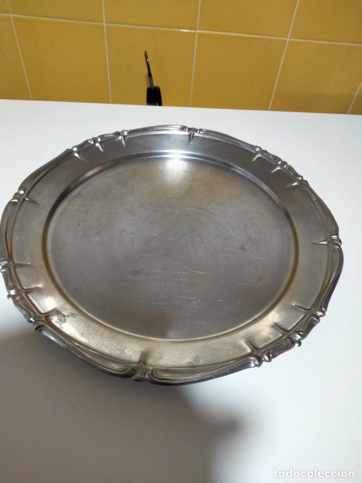Antig&uuml;edades: bonita bandeja plateada - Foto 2