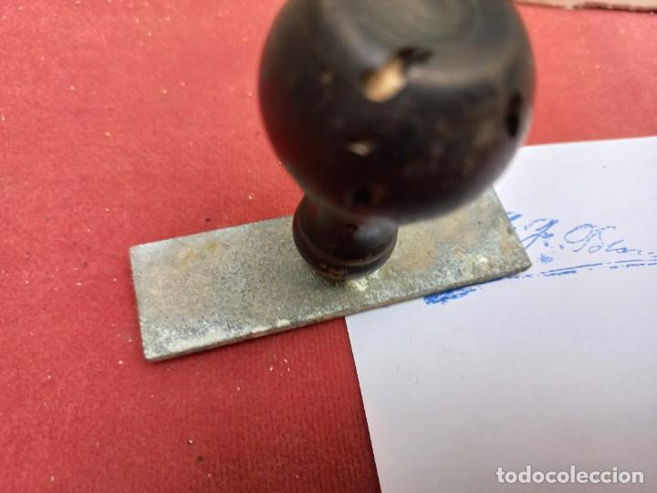Antig&uuml;edades: 2 tampones madera de firmas - Foto 9