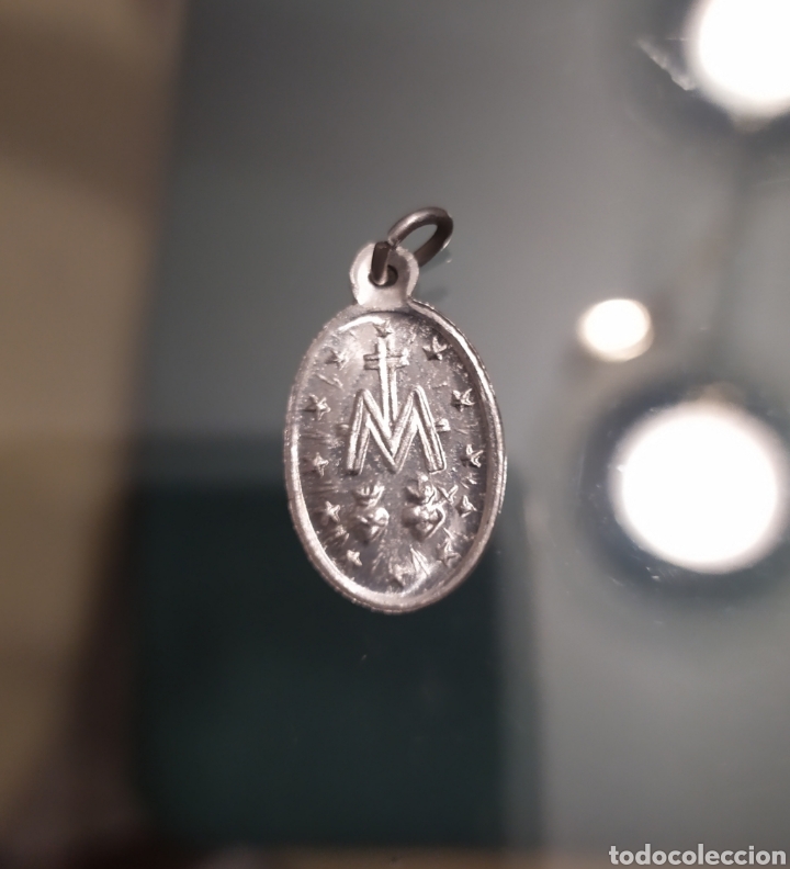 Antig&uuml;edades: Medalla virgin la Milagrosa - Foto 2