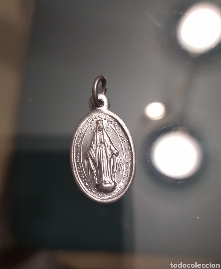 Antig&uuml;edades: Medalla virgin la Milagrosa - Foto 1