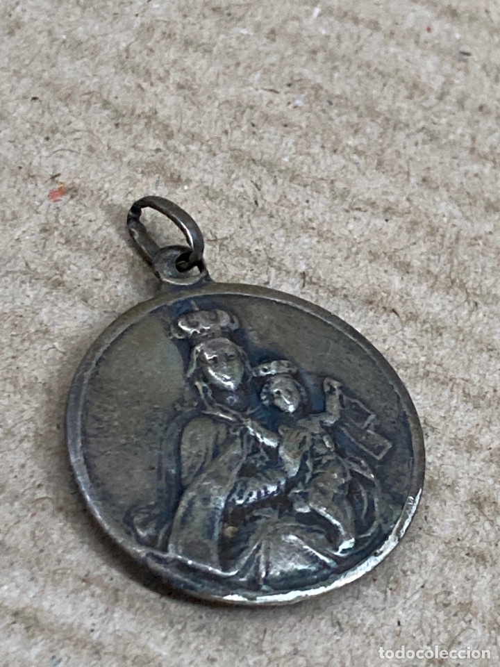 Antig&uuml;edades: Medallas de plata religiosa - Foto 1