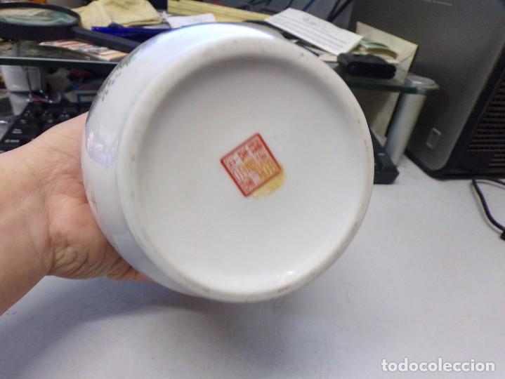 Antig&uuml;edades: jarron chino marca en la base - Foto 6
