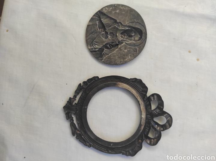 Antig&uuml;edades: Coraz&oacute;n de Jes&uacute;s puerta en lat&oacute;n plateado - Foto 4