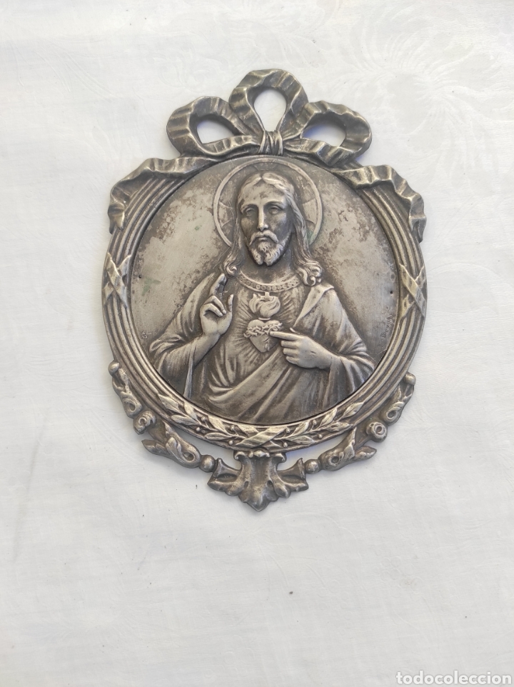 Antig&uuml;edades: Coraz&oacute;n de Jes&uacute;s puerta en lat&oacute;n plateado - Foto 1
