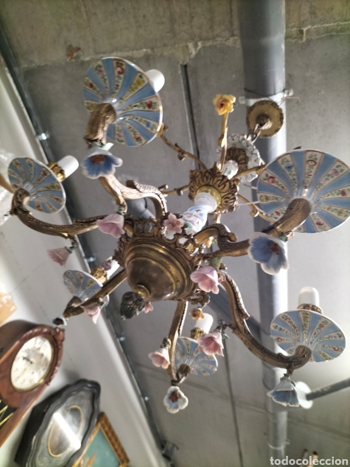 Antig&uuml;edades: L&agrave;mpara de porcelanas - Foto 1