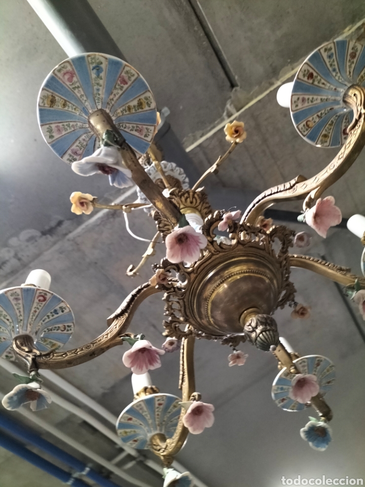 Antig&uuml;edades: L&agrave;mpara de porcelanas - Foto 4