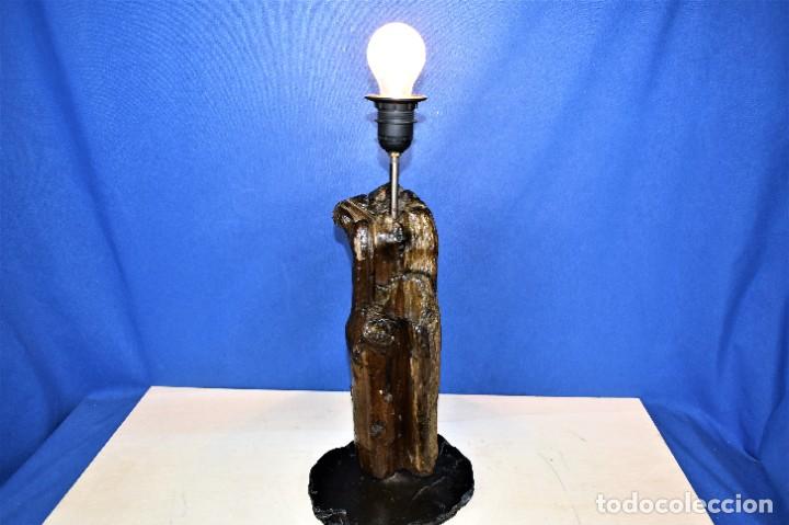 Antig&uuml;edades: Lampara rustica tronco de madera y pizarra - Foto 1