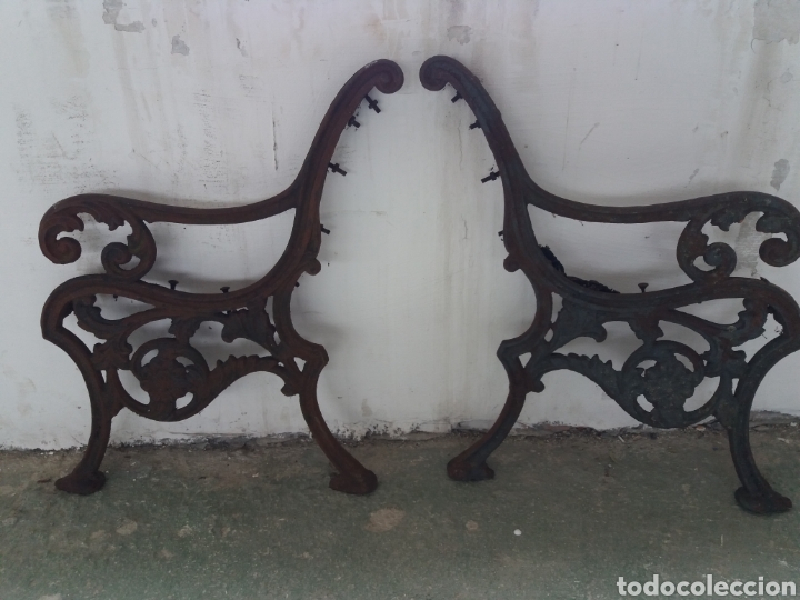 Antiguidades: ANTIGUA PAREJA DE PATAS DE HIERRO FUNDIDO.