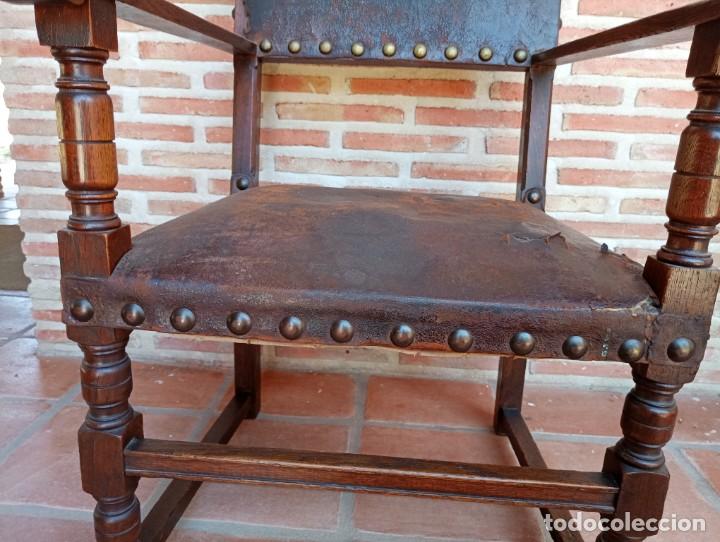 Antig&uuml;edades: Sill&oacute;n de cuero, siglo XVII - Foto 1