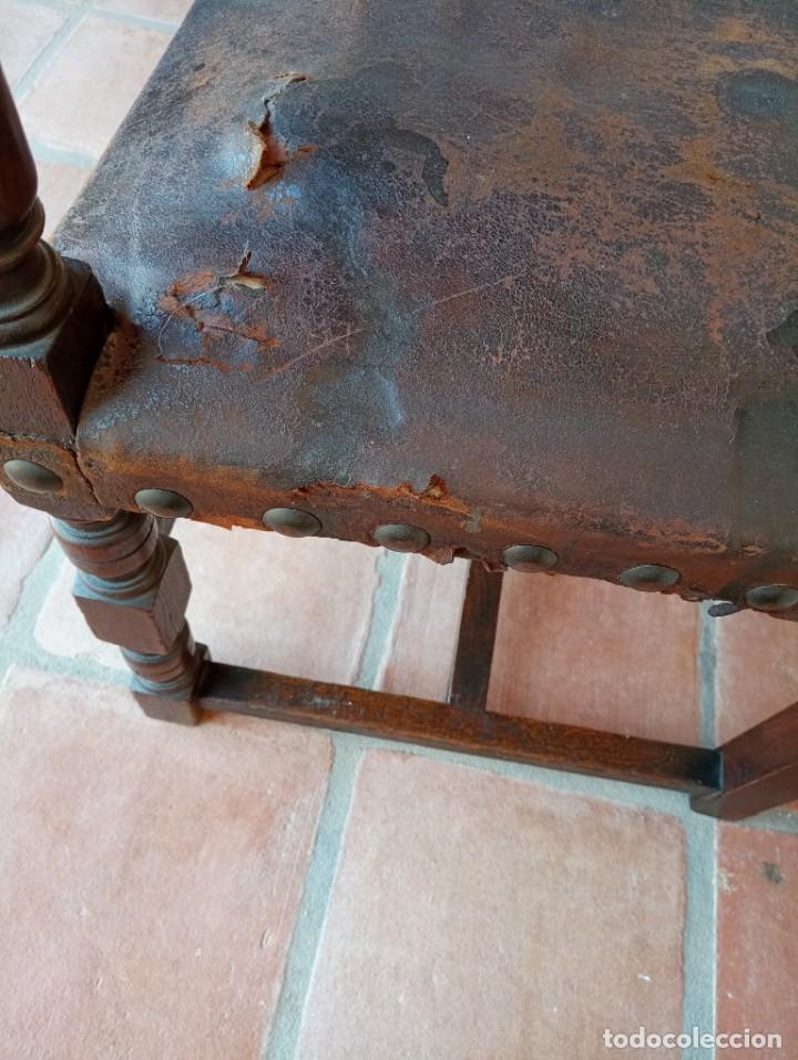 Antig&uuml;edades: Sill&oacute;n de cuero, siglo XVII - Foto 6