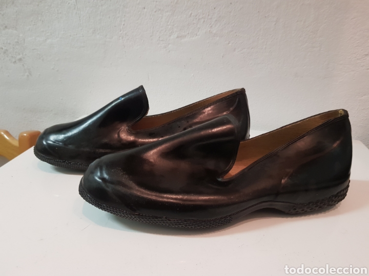 Antig&uuml;edades: Zapatos impermeables n&deg;41, a&ntilde;os 1960 - Foto 2