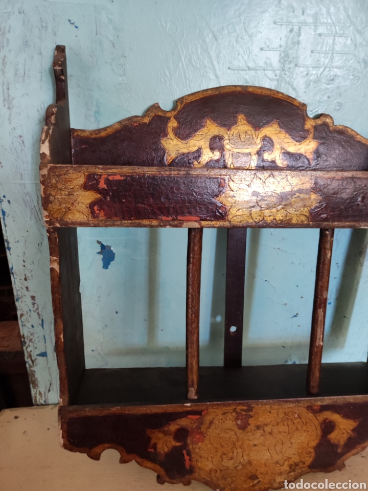 Antig&uuml;edades: Repisa de cocina decorada y dorada - Foto 4