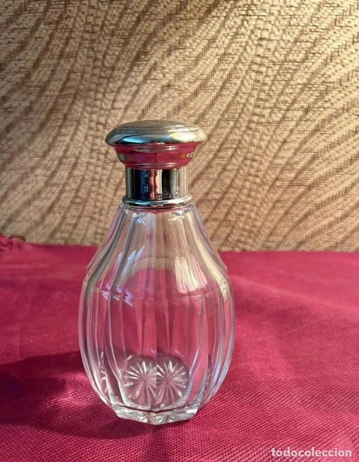 Antig&uuml;edades: Frasco cristal y plata - Foto 1