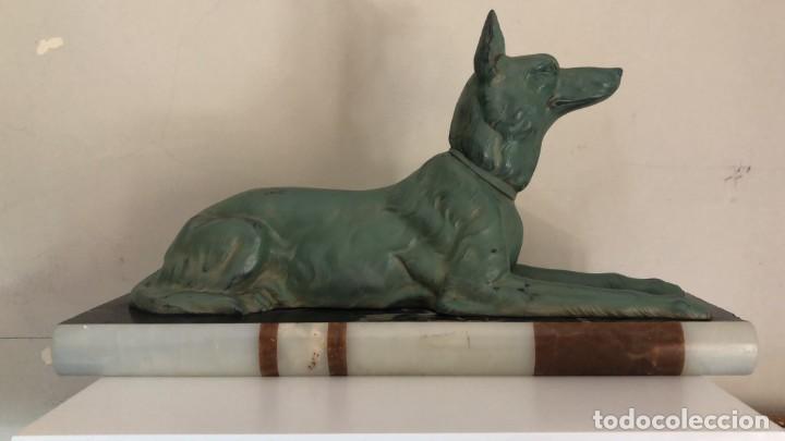 Antig&uuml;edades: Perro Art Dec&oacute; - Foto 1