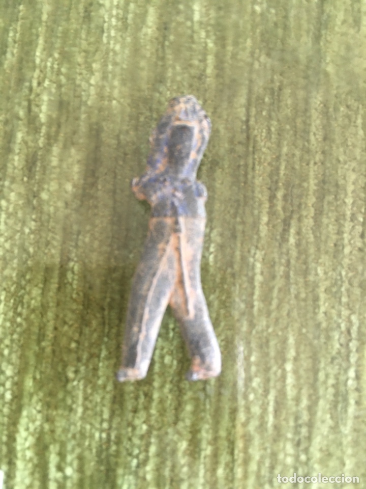 Antiques: Soldado de plomo muy antiguo