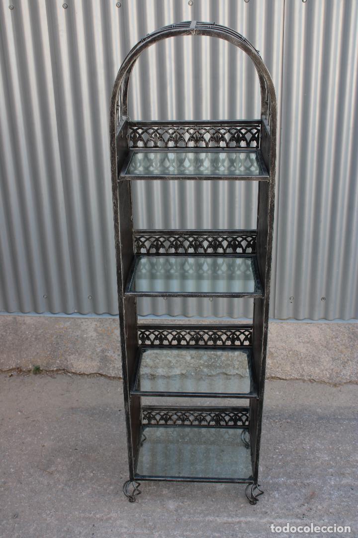 Antig&uuml;edades: mueble estante de hierro de forja y bamb&uacute; - Foto 7