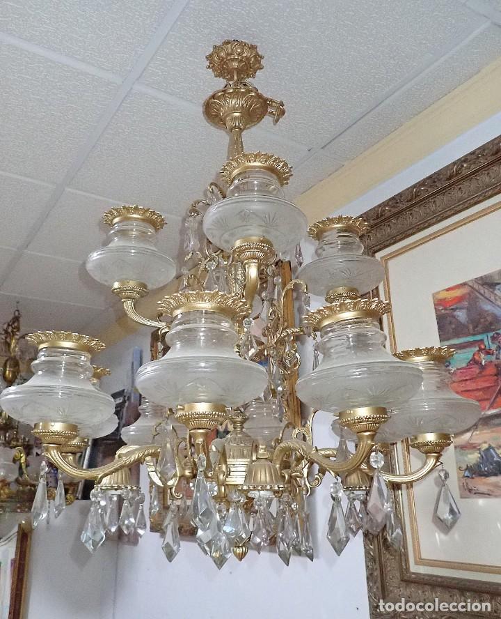 Antig&uuml;edades: Gran l&aacute;mpara en bronce - Foto 2