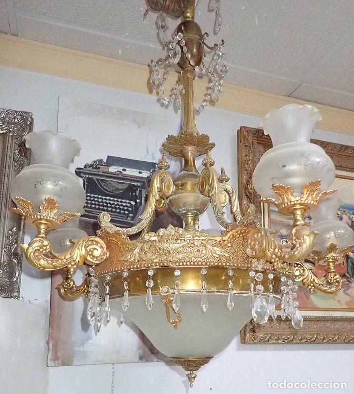Antig&uuml;edades: Gran l&aacute;mpara en bronce - Foto 2